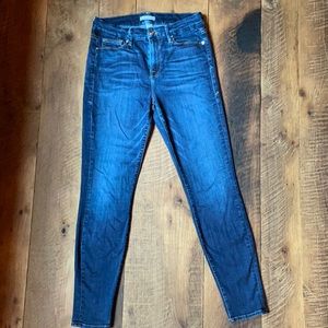 Good American Good Legs Skinny Jeans